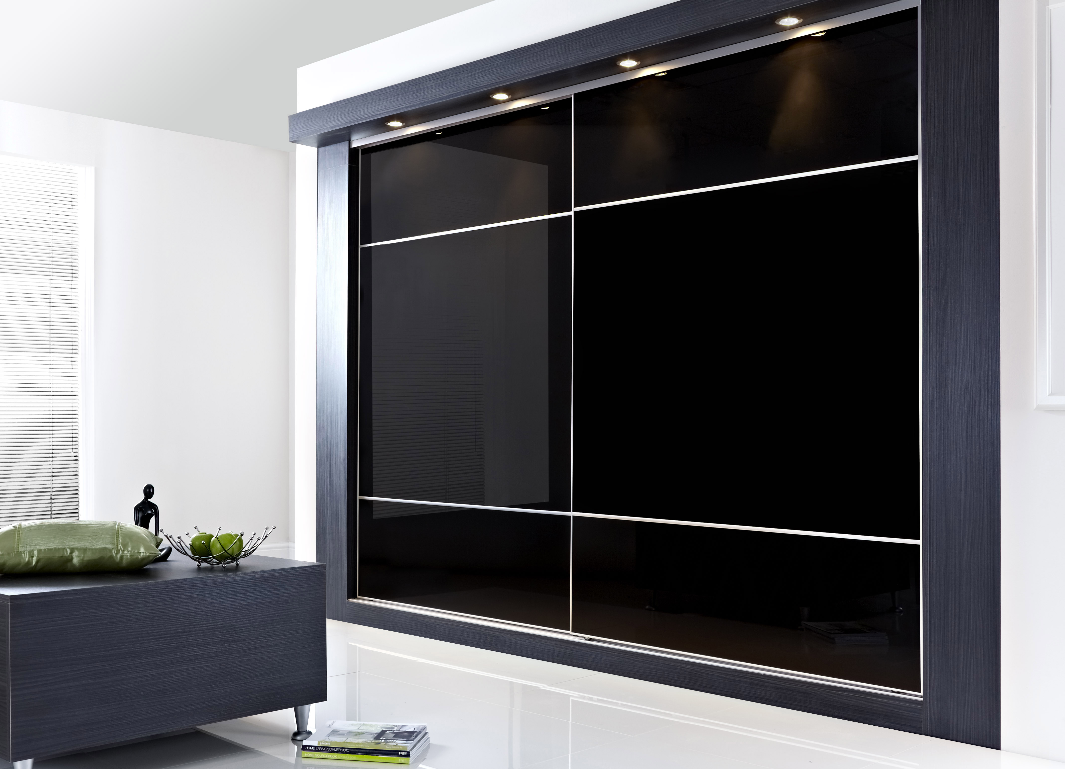 Bedroom-wardrobe-designs-and-photos2