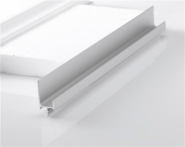 Gia công thanh nhôm định hình